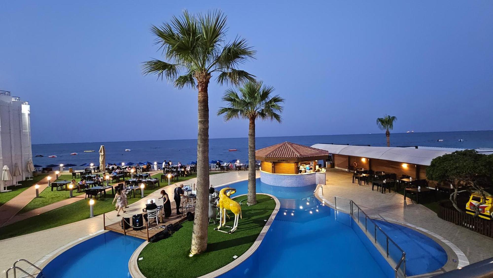Mimoza Beach Hotel Agios Sergios Buitenkant foto