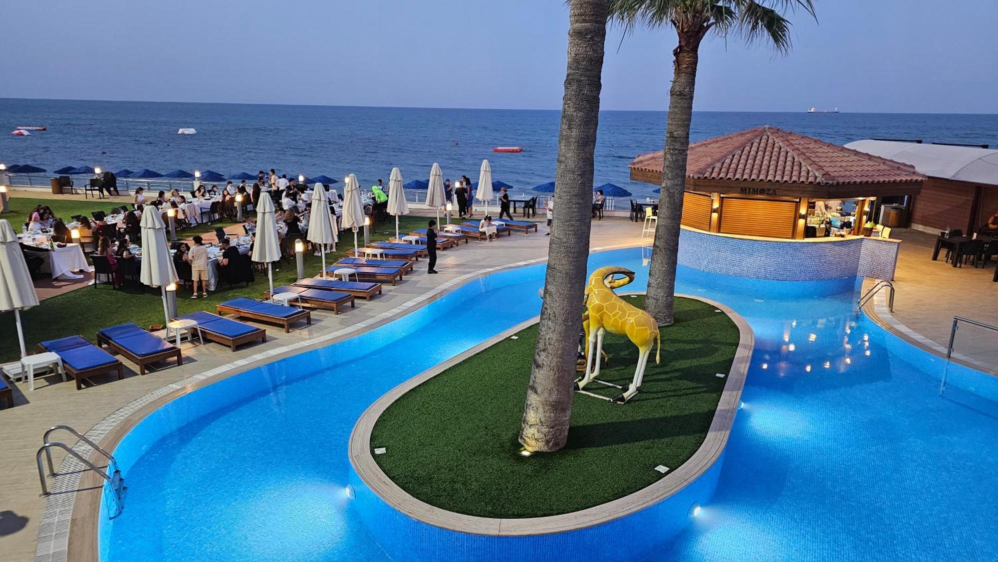 Mimoza Beach Hotel Agios Sergios Buitenkant foto