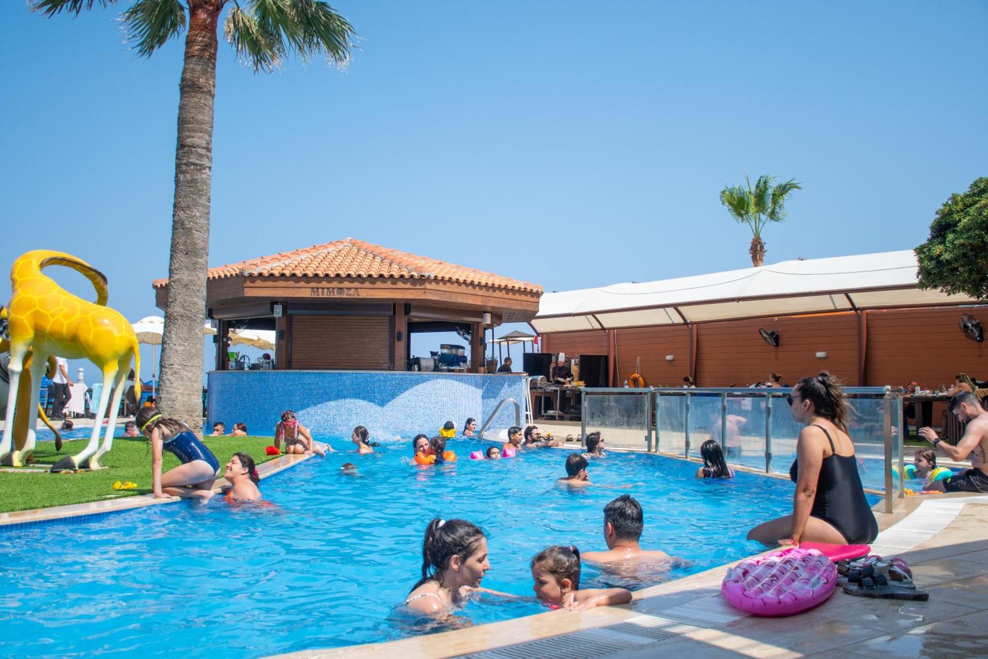 Mimoza Beach Hotel Agios Sergios Buitenkant foto